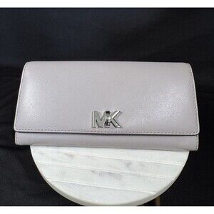 Michael Michael Kors Mott Large Carryall Smooth Leather Wallet Pearl Grey